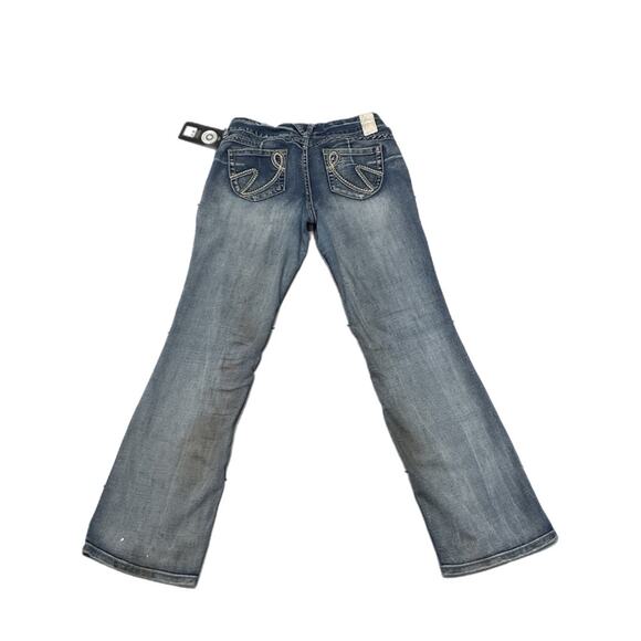 Vanity Distressed Denim Pants - Picture 2 of 11